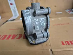 Corps de papillon Volvo S40 2.4 OEM 8677694