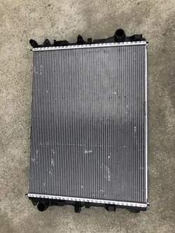 Radiateur d'eau climat Mercedes GLC 2.0 A0995001803