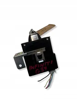 Interruptor de encendido Infiniti OEM 285F5-JU50A - Usado