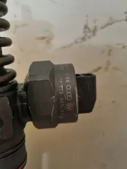 Begagnad Volkswagen OE 038130073J pumpinsprutare