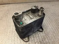 Växellådsoljekylare ML W163 Mercedes-Benz OEM 6131880101