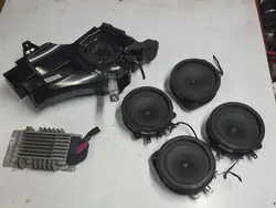 Audi A3 8P Bose Kaiuttimet OEM 8P4035223D Käytetty