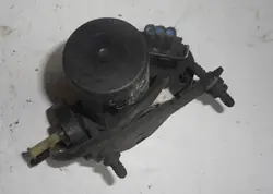 Vakionopeussäätimen pumppu Ford OE 357907325 - Käytetty