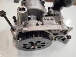 Pompe à huile Audi A4 B9 2.0 TDI, OEM 04L145208AA