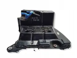 AdBlue-säiliö Audi A4 B9 OEM 8W0131878BN - Käytetty