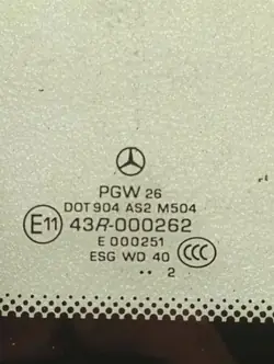 Begagnad höger framruta OEM DOT904AS2M504 Mercedes-Benz
