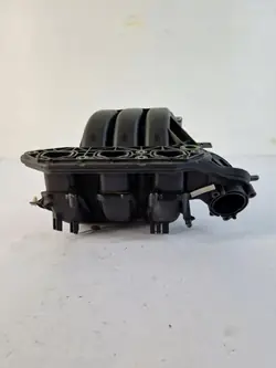 Ansaugkrümmer VW POLO 6R 6C 04C133201L