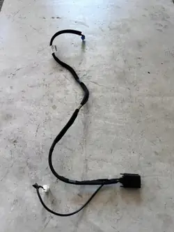 Kia USB-portti OEM 96120-J7310 Ceed III:lle