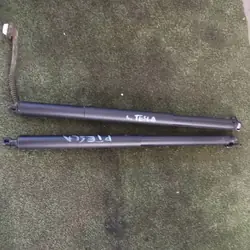 Tesla Model Y bakluckeaktuator OEM 1500601-20-B