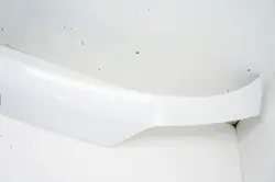 TG273 Honda HR-V II Tavaratilaluukun Lista White Orchid