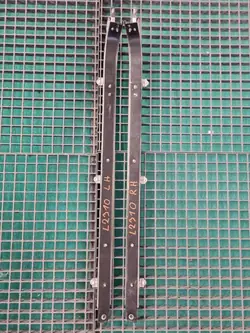 Mercedes W447 Schiebetürführung OEM A4477663100