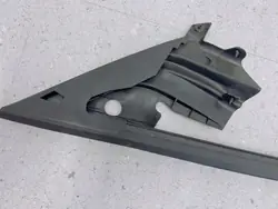 Tesla Model 3 Highland fram höger dörrglaspackning OEM 109050100