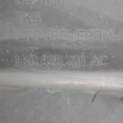 Audi A3 S3 8P 2011 Vänster Underredsskydd OEM