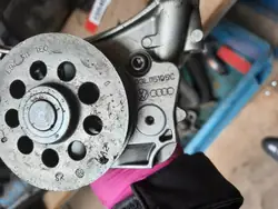 Pompe à huile Audi OE 03L115105D - Pièce d'occasion