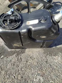 Mercedes AdBlue-tank 60L OEM A9604702715/001 Gebruikt