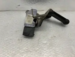Volvo XC90 2020 framaxel luftfjädring nivåsensor OEM 31360329