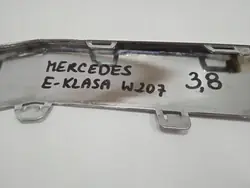 Stoßleisten vorne Mercedes-Benz E C207 W207 A2078850300