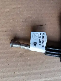 Tuyau lave-glace avant OEM A1778684200