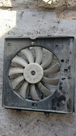 Jäähdytinpuhallin OEM 422000-8402 Honda FR-V 2.2D
