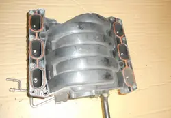 Colector de admisión Audi A4 B6 3.0 OEM 06C133201D