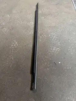 OEM A2547200500 Vänster fram vindrutetätning Mercedes