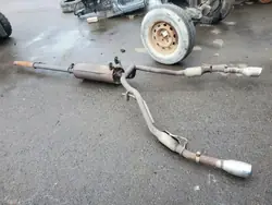 Silenciador Dodge RAM OEM 55398327AF - Usado