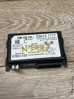 Gebrauchtes Volkswagen Tiguan Steuergerät OEM 5NA035284