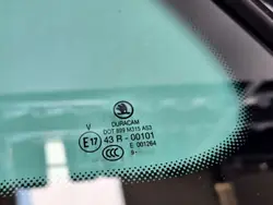 Skoda Kodiaq Heck links Karosserieglas OEM 565845297