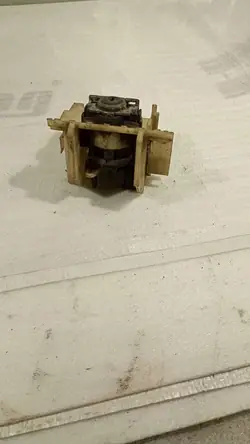 Fecho de porta-malas traseiro OEM XSARA ZAMEK KLAPY TYL - Usado