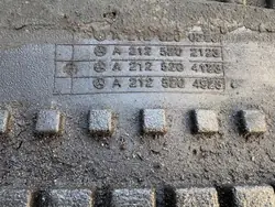 Mercedes E W212 2.2d Écousse Pare-chocs OEM A2125202123