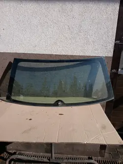 Vidro traseiro de porta-malas OEM SZYBA TYLNA W KLAPE SKODA FABIA I HB