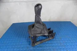 Manchon de Levier Vitesse OEM 28120-52R00 Occasion