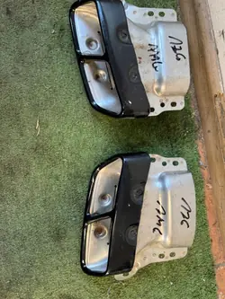 Mercedes-Benz OE A1764900327 Embout Échappement Usagé