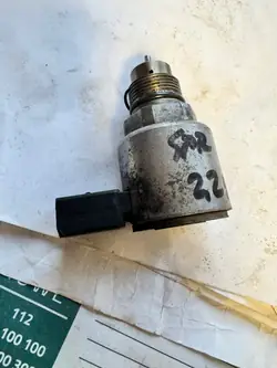 Bränsletrycksensor OEM 93077522A00 för 2.2 CDI