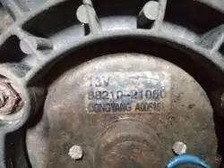 OEM 8821021050 framre rem för SsangYong Rodius 2.7L