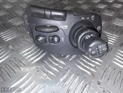 Interruptor Renault OEM AM-452651 - Estado Usado