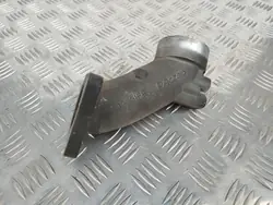 Tuyau d'eau DAF XF 106 OEM 1933158 - Occasion