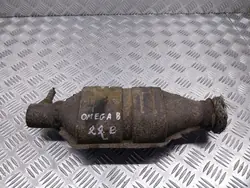 Catalyseur OEM KATALIZATOR ZAMIENNIK OPEL OMEGA B 2.2