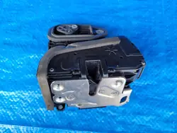 OPEL Astra K Insignia B Serrure avant gauche 13597536