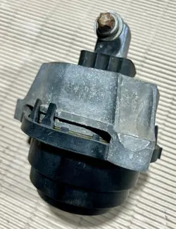 Moottorin Kiinnitys Oikea BMW G30 G31 G20 G21 G11 G01 G05 G06 G07 OEM