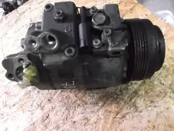 Compresseur Climatisation BMW OEM 6910458 E46 E39 E38