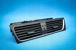 Grille d'aération Audi A4 8K A5 8T 8T1820951E