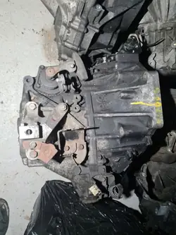 Manuell växellåda OEM Mazda 5 2.0 - Begagnad