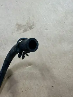 Manguera de bomba SBC Mercedes OEM A2304200448
