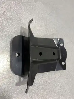 Support inférieur radiateur Subaru Forester OEM FBZ18370