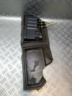 Centrale vergrendelpomp OEM 2028000748 voor Mercedes W202