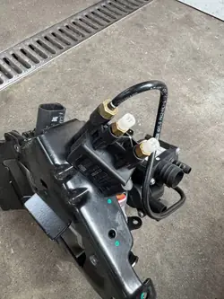 Compresseur suspension BMW 5 G60 G61 OEM 6894904
