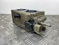 Boîtier Filtre à Carburant Jeep OEM FOB31580 - Occasion