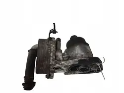 Soporte de filtro de aceite PEUGEOT 4007 2.2L diesel 2008 9682632980