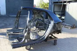 Audi A1 82A takasivu vasen/oikea - Käytetty